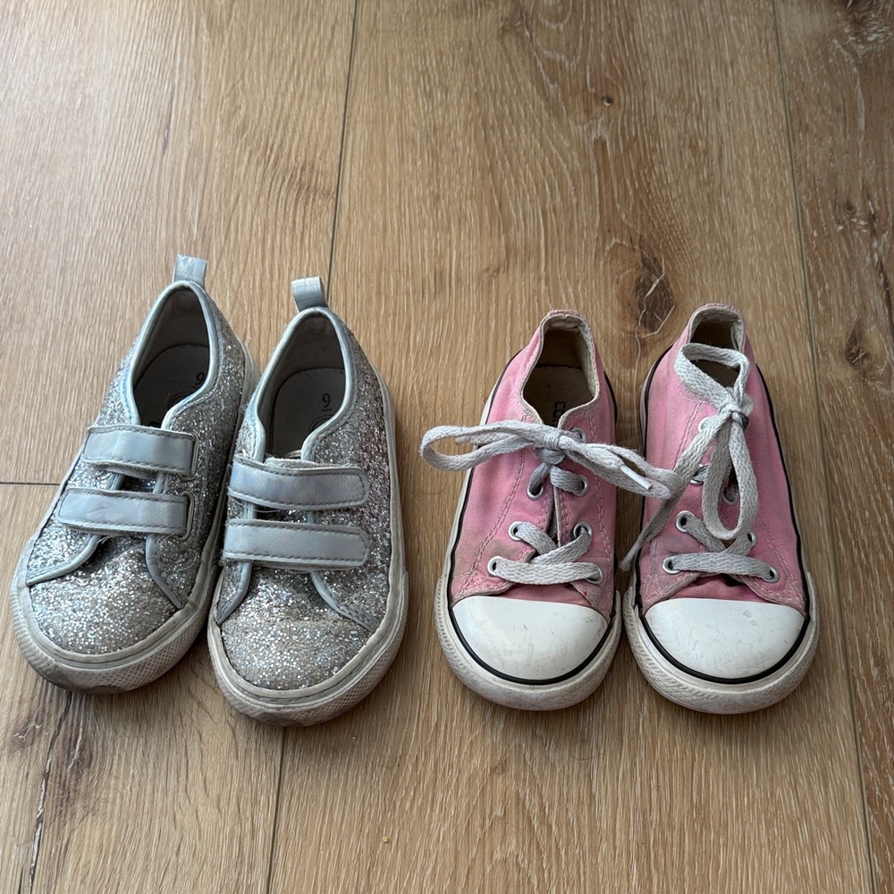 Converse Kids Sneakers in Pink and Silver